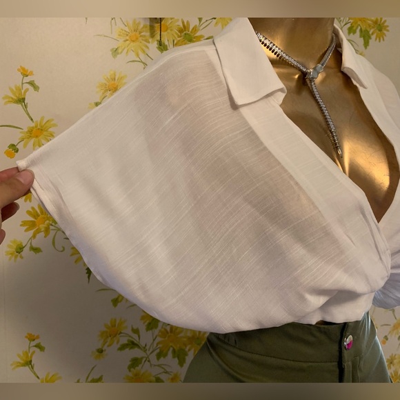 Elastic Waistband Cropped Shirt in White size M - Picture 4 of 10